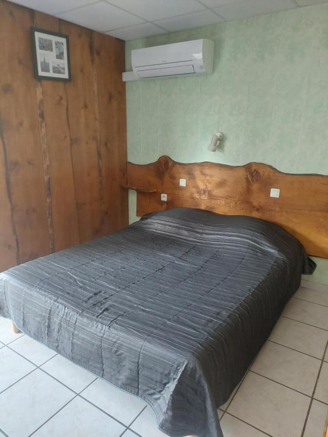 Saint-Julien-Mont-Denis Hotel Restaurant Lancheton מראה חיצוני תמונה