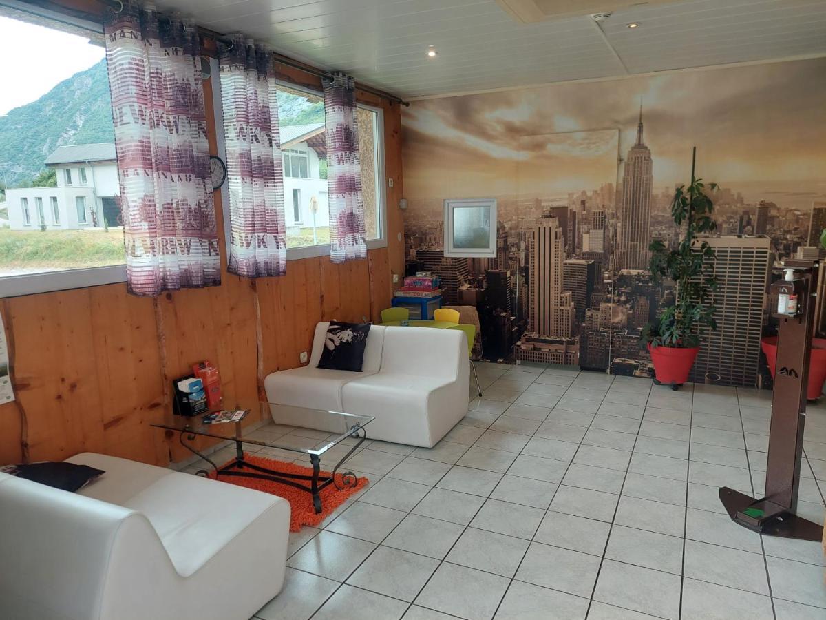 Saint-Julien-Mont-Denis Hotel Restaurant Lancheton מראה חיצוני תמונה
