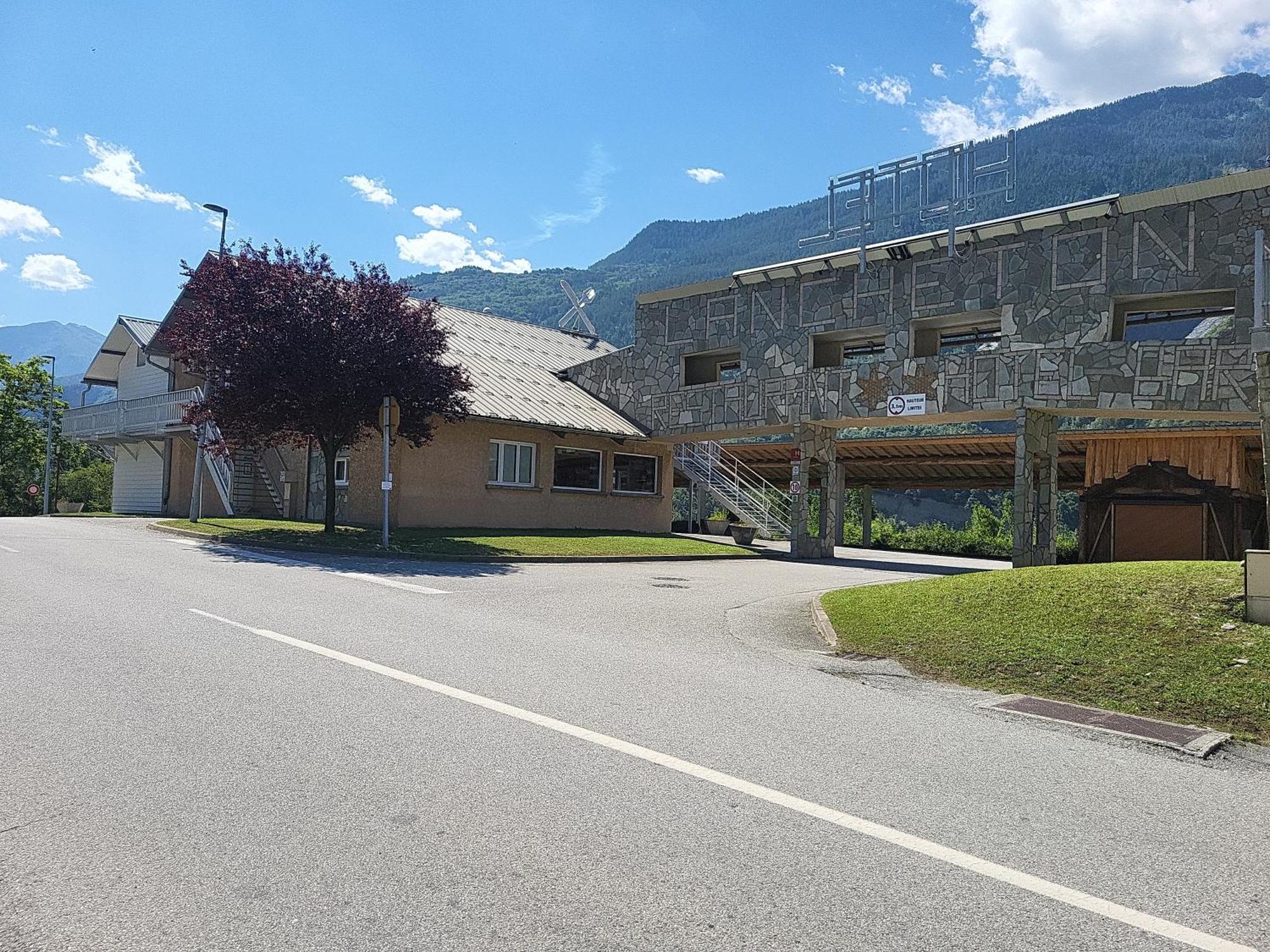 Saint-Julien-Mont-Denis Hotel Restaurant Lancheton מראה חיצוני תמונה