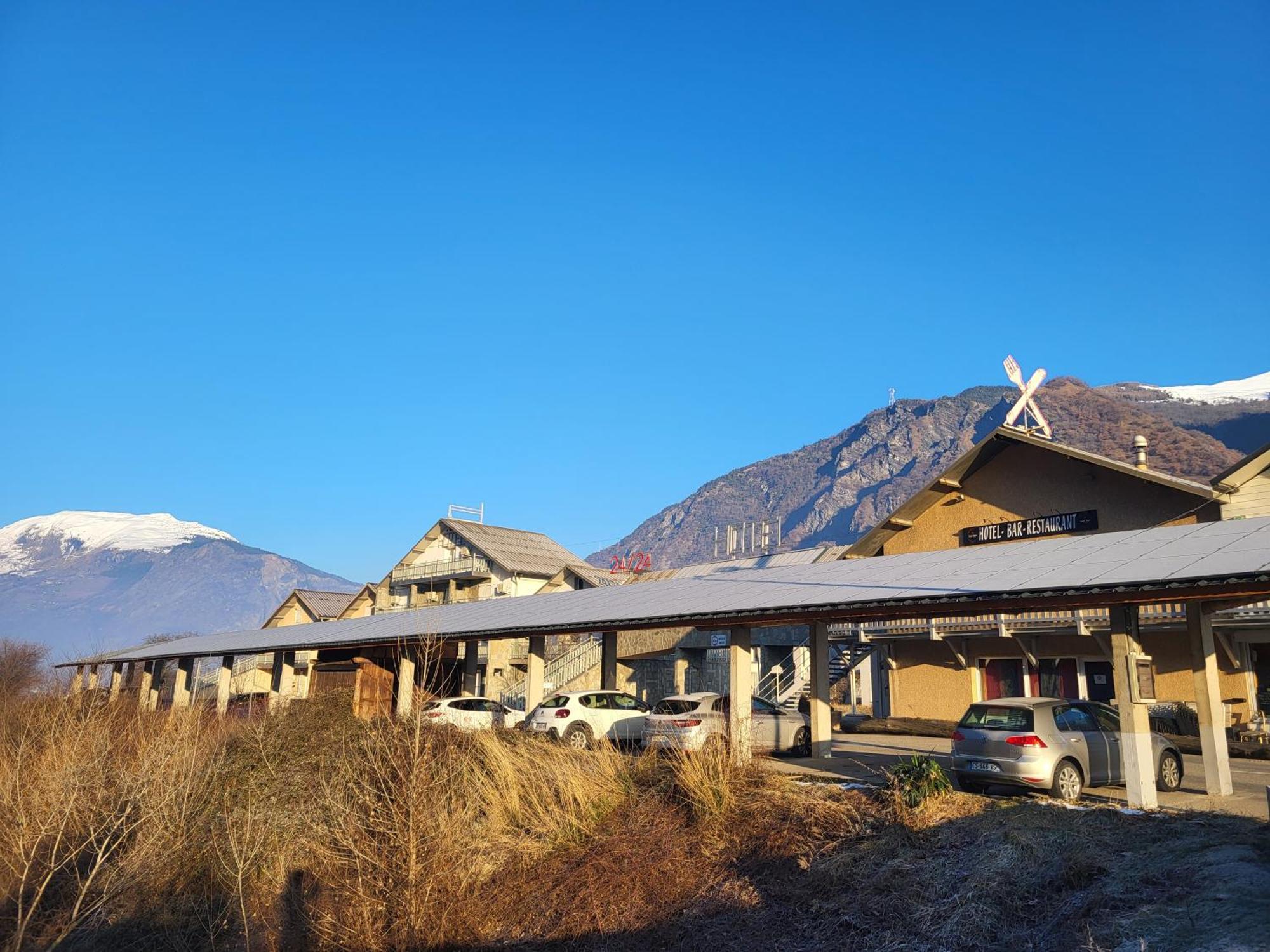 Saint-Julien-Mont-Denis Hotel Restaurant Lancheton מראה חיצוני תמונה