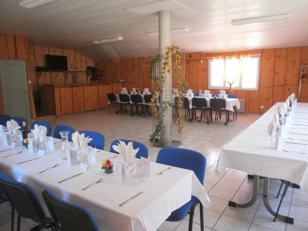 Saint-Julien-Mont-Denis Hotel Restaurant Lancheton מראה חיצוני תמונה